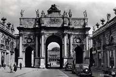 54 Nancy L Arc de Triomphe II